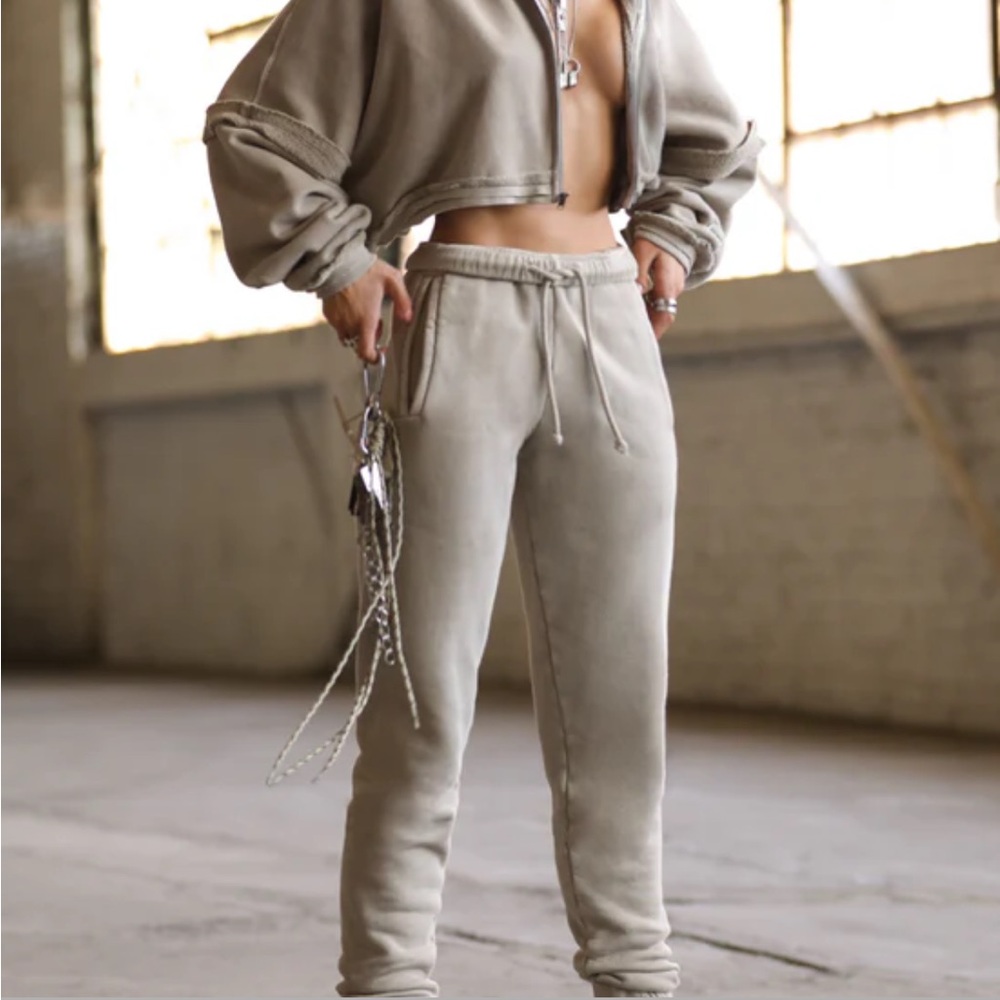 Joah Brown Taupe Beige Sweatpants